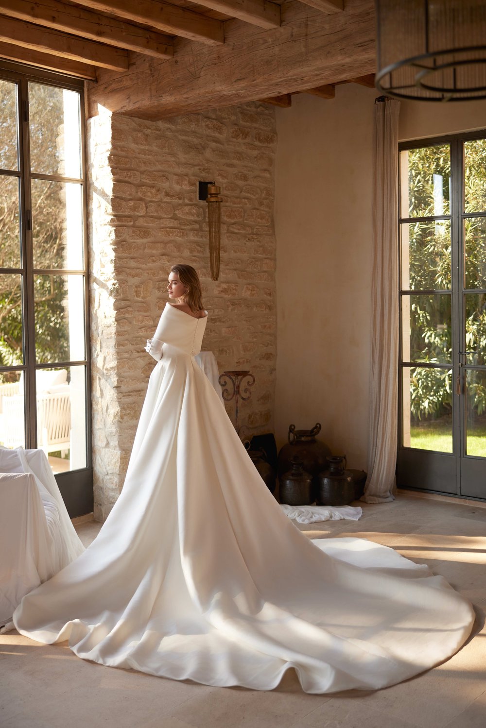 zoomed-item