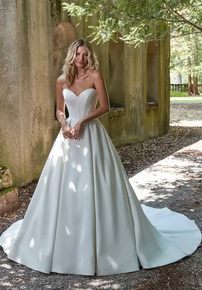 Missing image for Sample Wedding dress 4162 Priscilla size 12 in stock