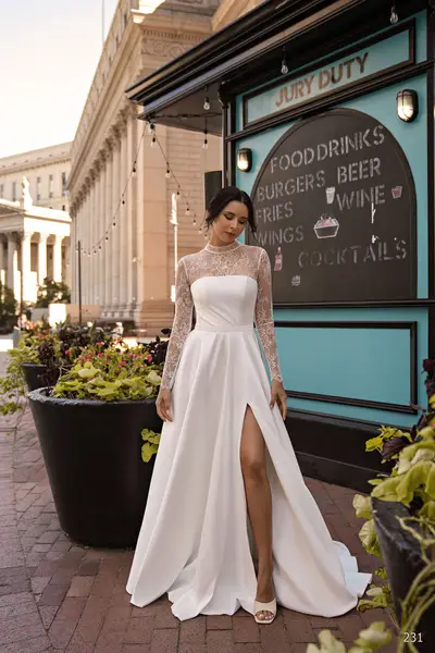 Missing image for Sample Wedding dress 231 size 8 in stock