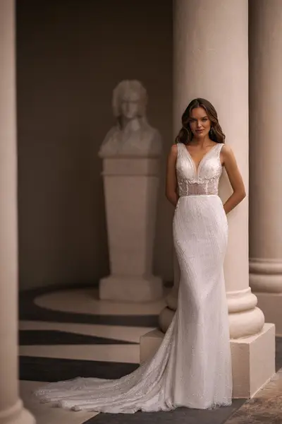 Missing image for Wedding dress VR-030