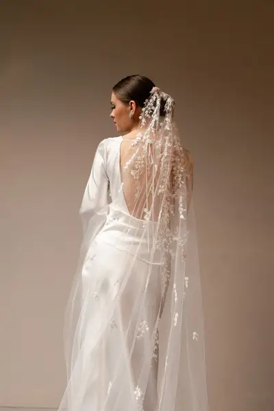 Missing image for Wedding veil R-06