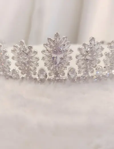 Missing image for Floral Bridal Tiara M 2