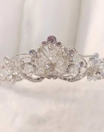Missing image for Floral Bridal Tiara M 4