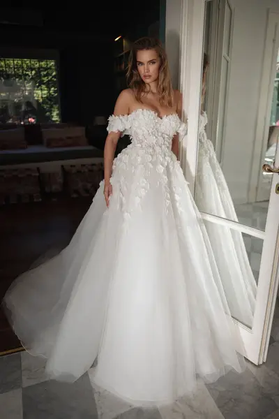 Missing image for Wedding dress Magdalena