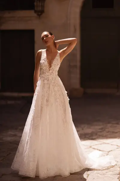 Missing image for Wedding dress VO-027