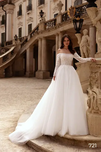 Missing image for Wedding dress 721