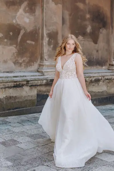 Missing image for Wedding dress  Dalia