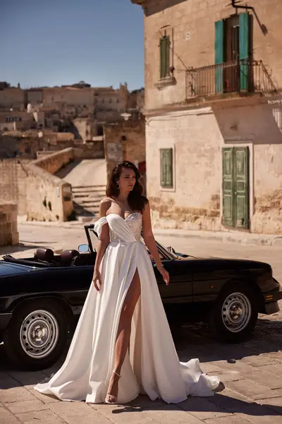 Missing image for Wedding dress Manuella