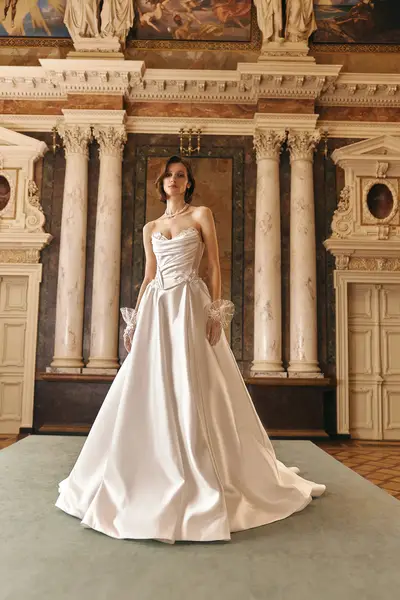 Missing image for Wedding dress liranis