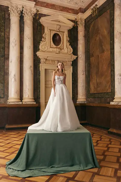 Missing image for Wedding dress Teira