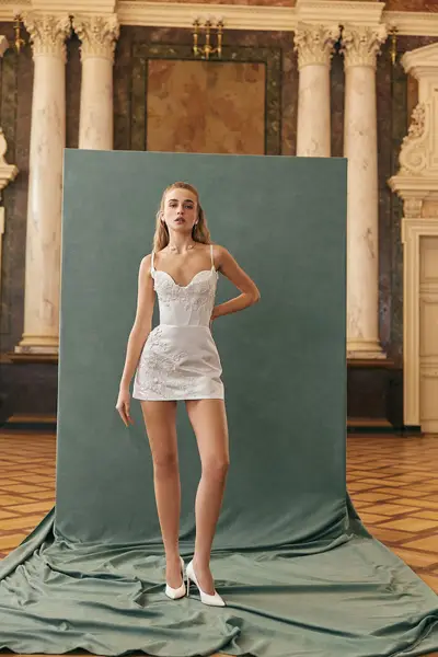 Missing image for Sample Wedding dress Kritty size 10 in stock