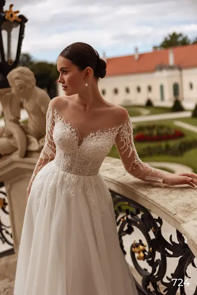 Missing image for Sample Wedding dress 724 Size 16 In Stock