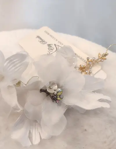 Floral Bridal Tiara CN01910HWH Product for Sale at NY City Bride